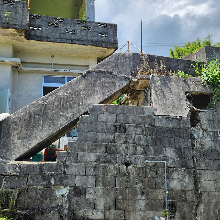 老朽化したRC造住宅の解体